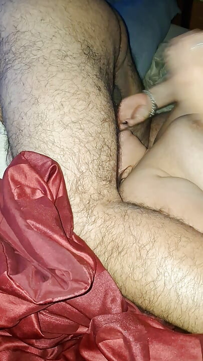 새아빠의 엉덩이 빨고 핥기