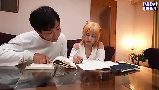 Nggak pakai celana dalam, nggak sayang!? Rayuan cewek-cewek nakal ini biseksual bimbing gurunya yang super sange -adegan3