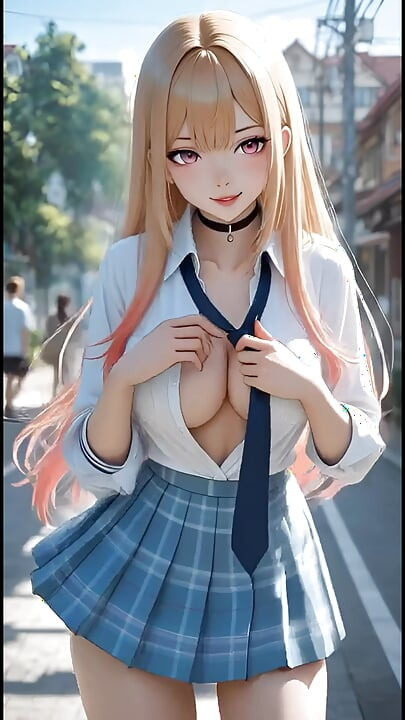 Marin Kitagawa taquine érotique - lingerie noire, uniforme de marin et bikini