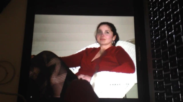 Cum on crsxi's sexy step mom