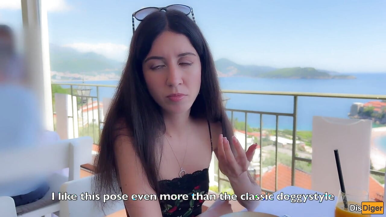 Entrevista con la estrella porno Katty West y corrida de sexo duro en el culo