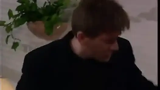 Hot lesbian chick eating cunt