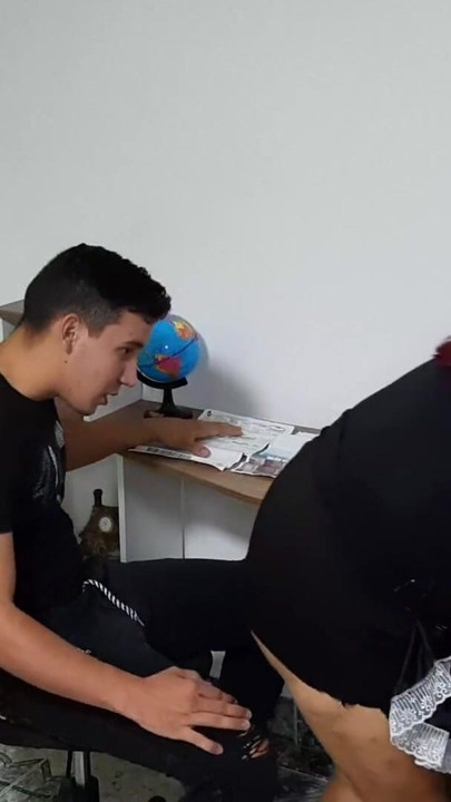 Mmilf gives me the best dick blowjobs | Clip 1