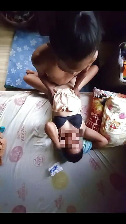 กิจวัตรตอนเช้าของ Miss Gerl กับกู