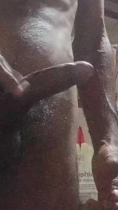 Emotivni trenutak iz "Bhabhi ki chudai 9 inch land se"