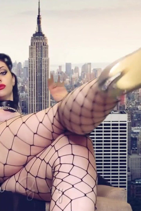 I will let you admire and bow to my new high heels!