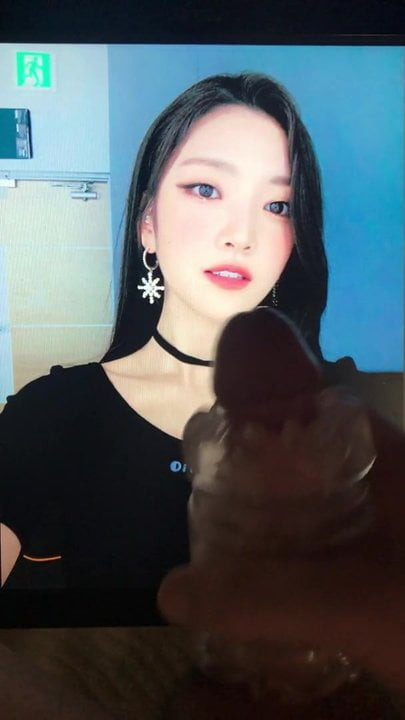 Weeekly Soeun cum tribute