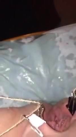 पेशाब करने की सुनहरी धाराएं पेशाब 7 wsrh