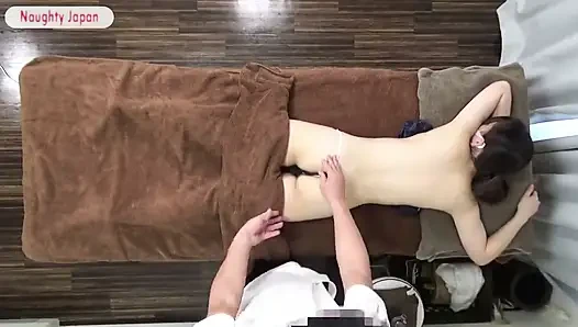 Uncensored Oil Session. Petite Idol Like Beauty Returns for Long Treatment - Part1