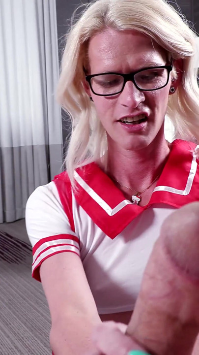 At studere er færdigt, nu er det tid til at blive slutty