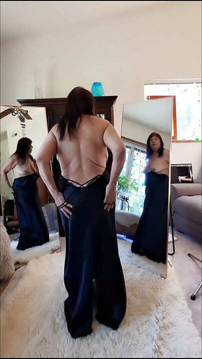 This Is How I Would Move My Pussy if Yuou Were on Top of of Me Pounding Your Hard Hot Cock Into It!