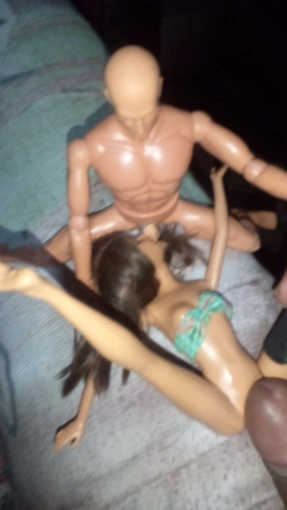 I fuck Tabitha and we invite a bald guy to have a good threesome
