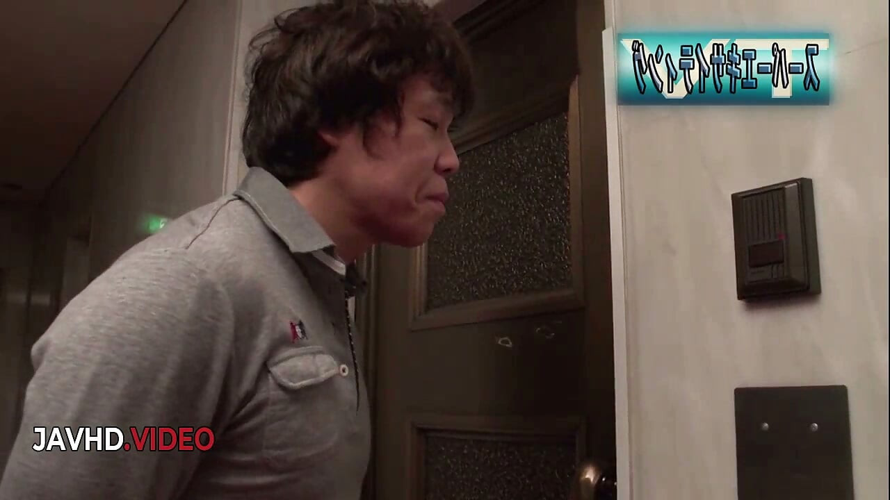 Maki Horiguchi's Sensational Japanese Blowjob Skills