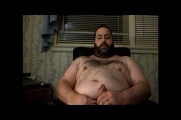 Cumming at the Computer