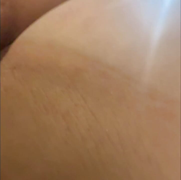 Mamada y anal a la abuela