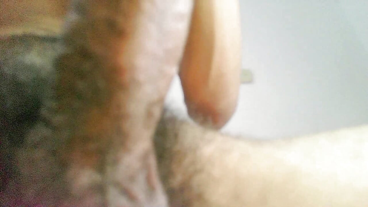 Datang Dan Menyakiti Pria Nakal Ini?