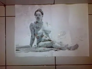 Énorme hommage à l&#39;éjaculation sur Kelly Brooke