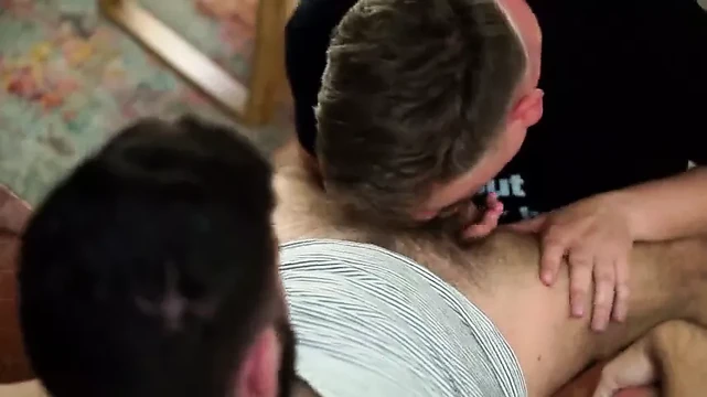 horny chair (Deep Throat Service)