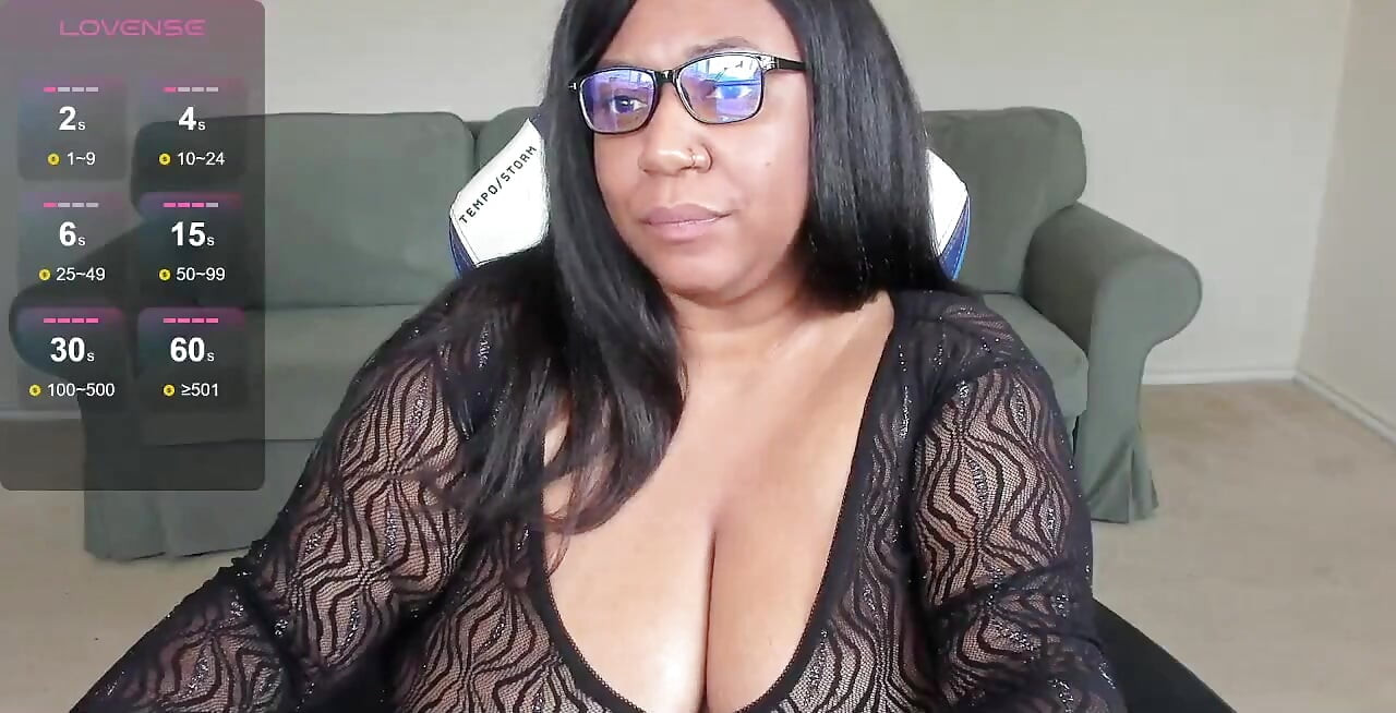 Cum play with me.