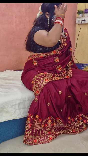 "sauteli mammi sautele bete ke dost ke sath kamuk ho gee" se pal dekhna chahie ghar par aaya"