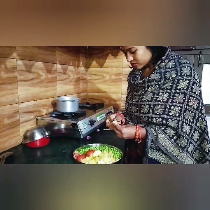 Hermosa adolescente india follando con su novio del colegio, audio claro en hindi