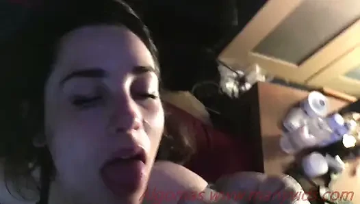 Yüzüme ver!! En iyi amatör boşalma derlemesi