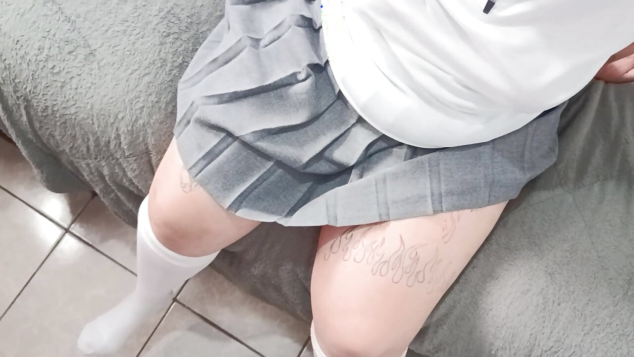 ON HER FIRST DAY OF SCHOOL AND MY COUSIN ARRIVES ASKING FOR DICK.