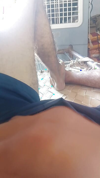 Dear friends, look at how I'm shaking the penis firmly.