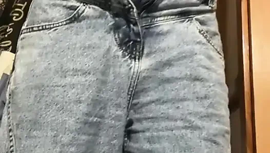 Schoolgirl 18+ IN PAJAMAS. SLIP-UP