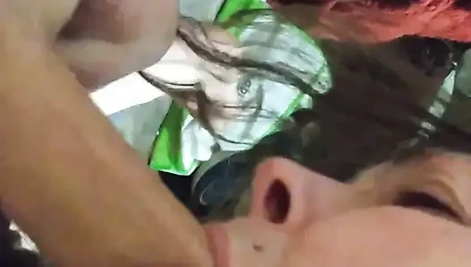 Pacar seksi ini digilir sama pacarnya sampai meringis keenakan!