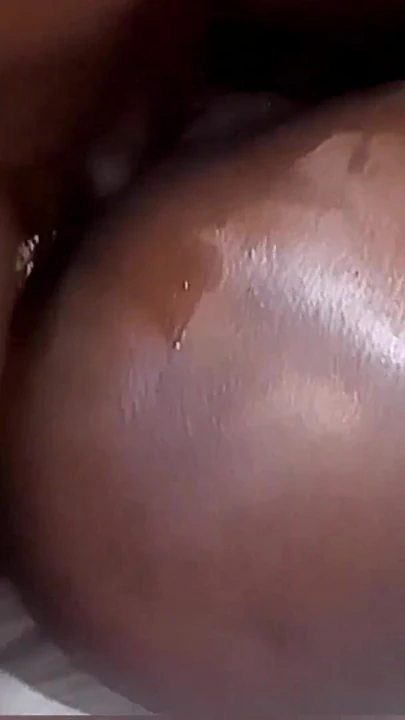 Look at how she squirt uncontrollably with this first fucking position that let my fat dick dig deep down that tight pussy | Clip 1