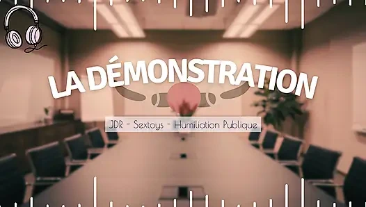 Your boss tries sex toys on you in public - english audio femdom