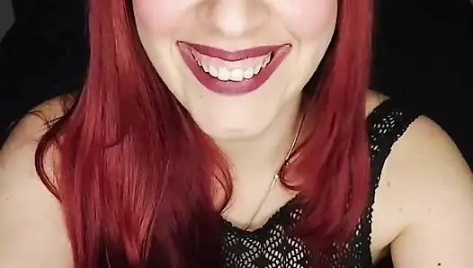 Мой босс застукал меня, используя одежду и игрушки своей жены! Не отступай, я сделаю все возможное!