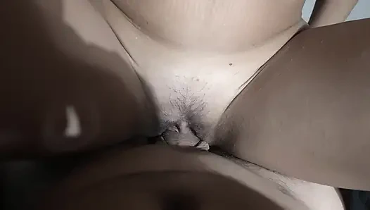 Я Катаюсь На Нём Спереди И Сзади И Заставляю Её Кончать Мне На Грудь