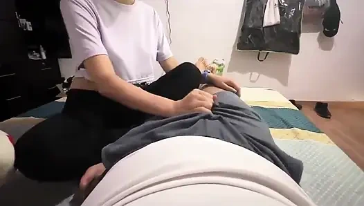 Horny Young Girl I Met on Tinder Swallows All My Cum