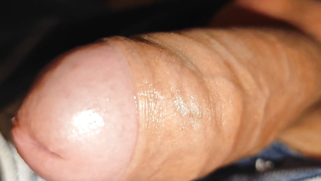 Extreme Pumping of Horny Cock