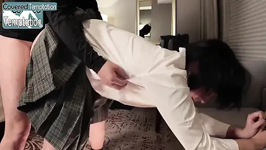 Siyah saçlı bob e cup, kırılgan inliyor yasadışı hissediyor, ham ısı seni sikiyor, derin dölleme bitirmek!