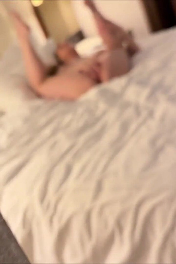 Sharing Room with Teen Step Sis - Harlow West - Family Therapy