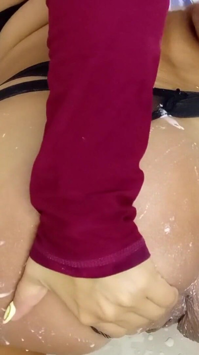 Hot mom has tits, pussy and ass full of milk, she masturbates deliciously and moves her huge ass | Clip 3