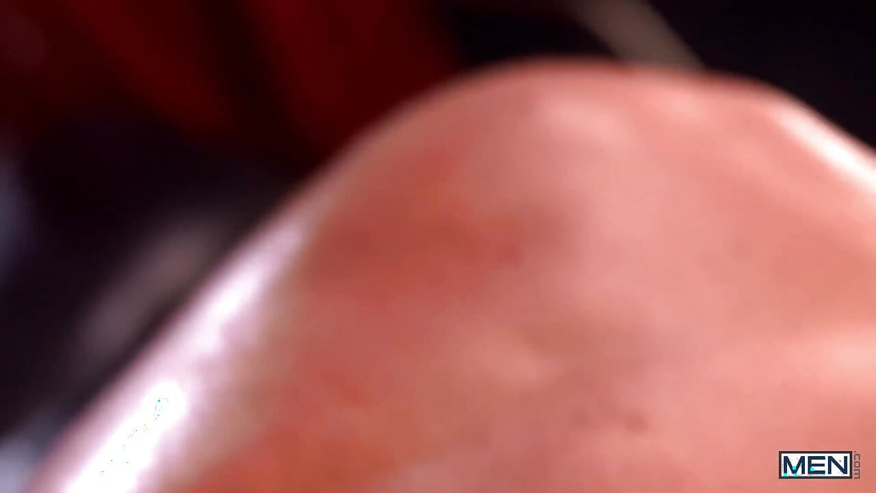 Men - Logan Moore, His Ultimate Sexual Fantasy Is Being Observed as He Pleasures Himself by a Strange