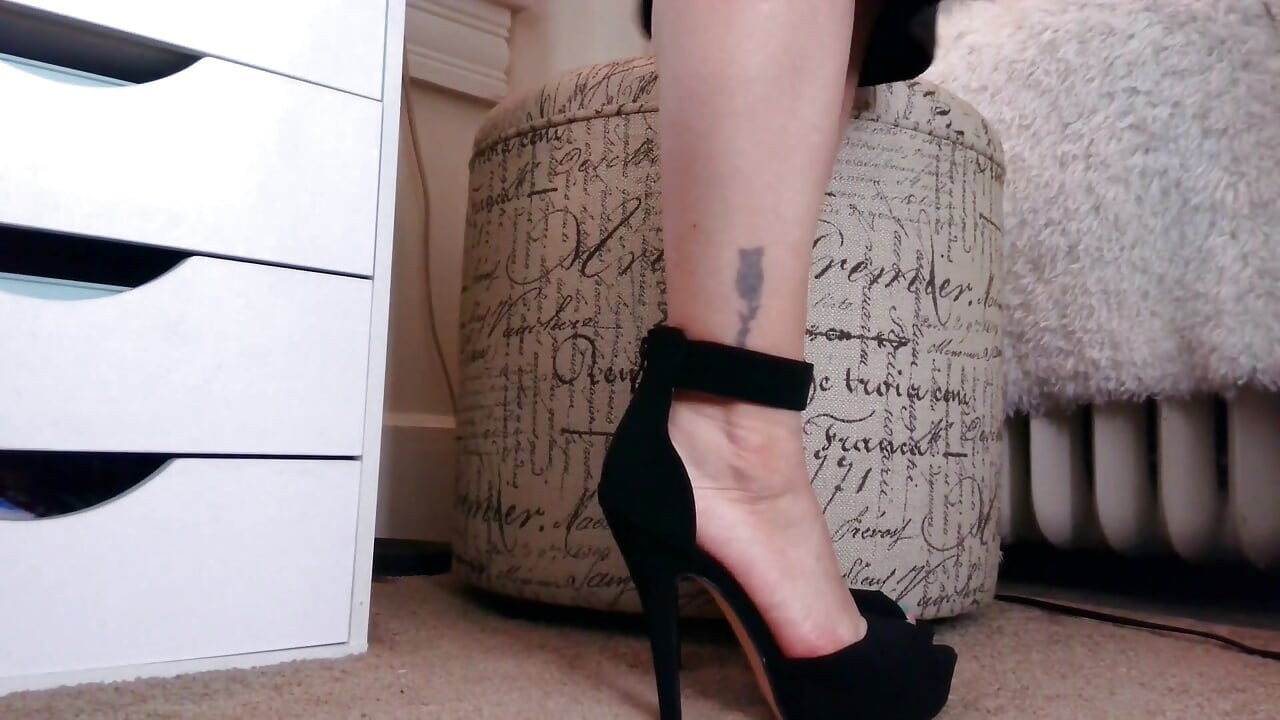 Let My Heels Make You Fall Deep