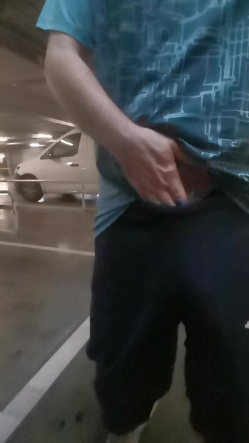 EXHIBITING MY BIG BUNDLE IN HYPERMARKET PARKING
