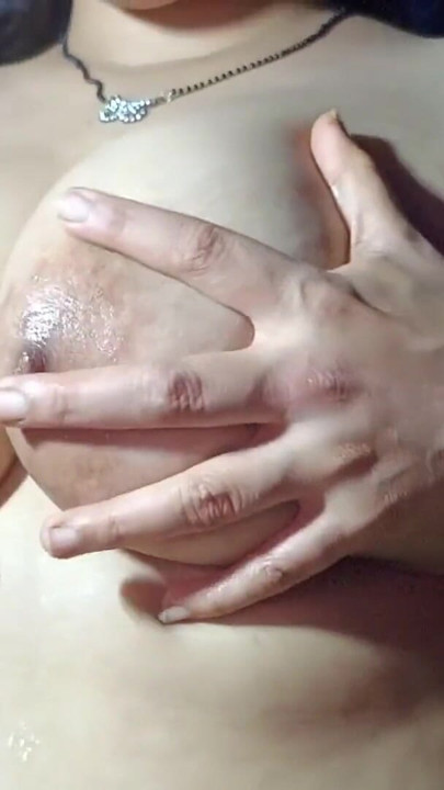 Hot sexy desi housewife saree blause big natural boobs press seduce , fucking and blowjob sexy hot | Clip 2