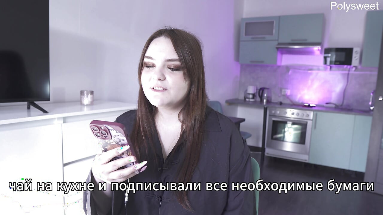 Порно історія - господиня спочатку переодягнула його в сукню, а потім трахнула його страпоном (російське порно, страпон, фем