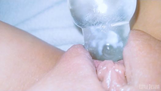 I use a Glass DILDO for my PUSSY first Time SQUIRTING
