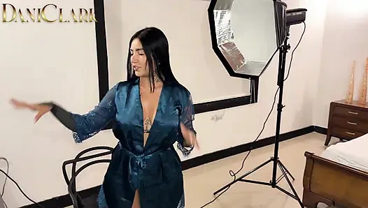 Makeup Artist Fucks His Model