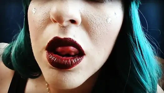 Курящие губы