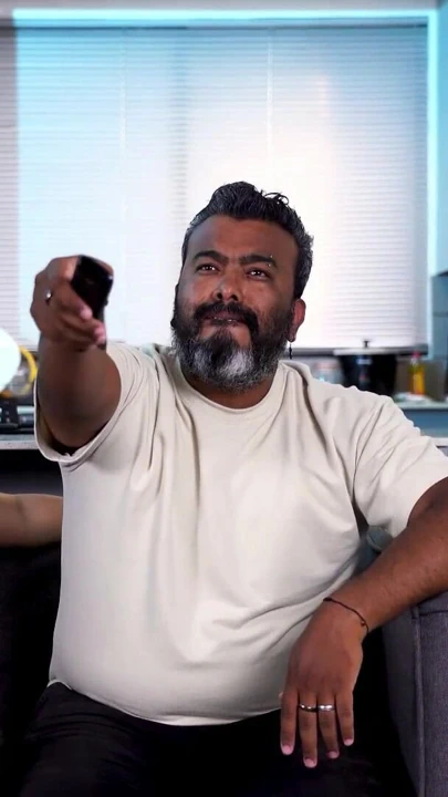 必须分享的时刻来自“大屁股继母喜欢她的继子，她的丈夫不会给她 - thiago lopez和sarah Black”