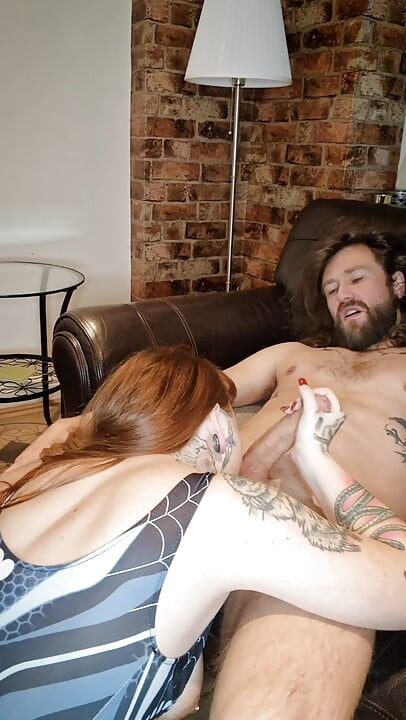 Venom ve örümcek adam