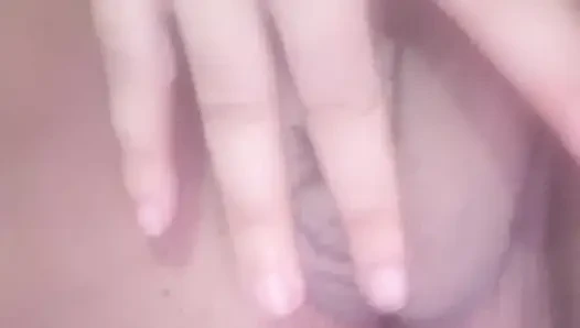Eine, deren Gerichte heiß und heiß 🤤 sind